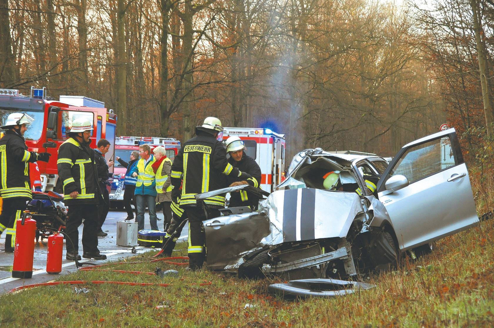 Obrigheim: 24-Jähriger Bei Autounfall Schwer Verletzt - Mosbach - Rhein ...