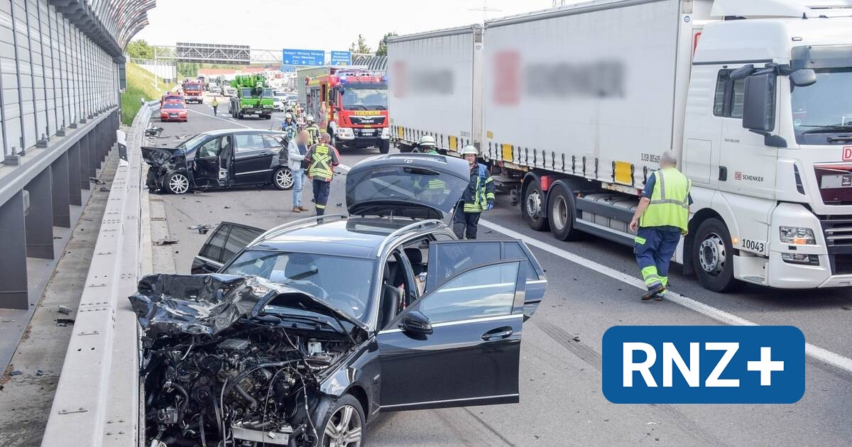 A6 bei Neckarsulm Trümmerfeld und Totalschäden bei Unfall