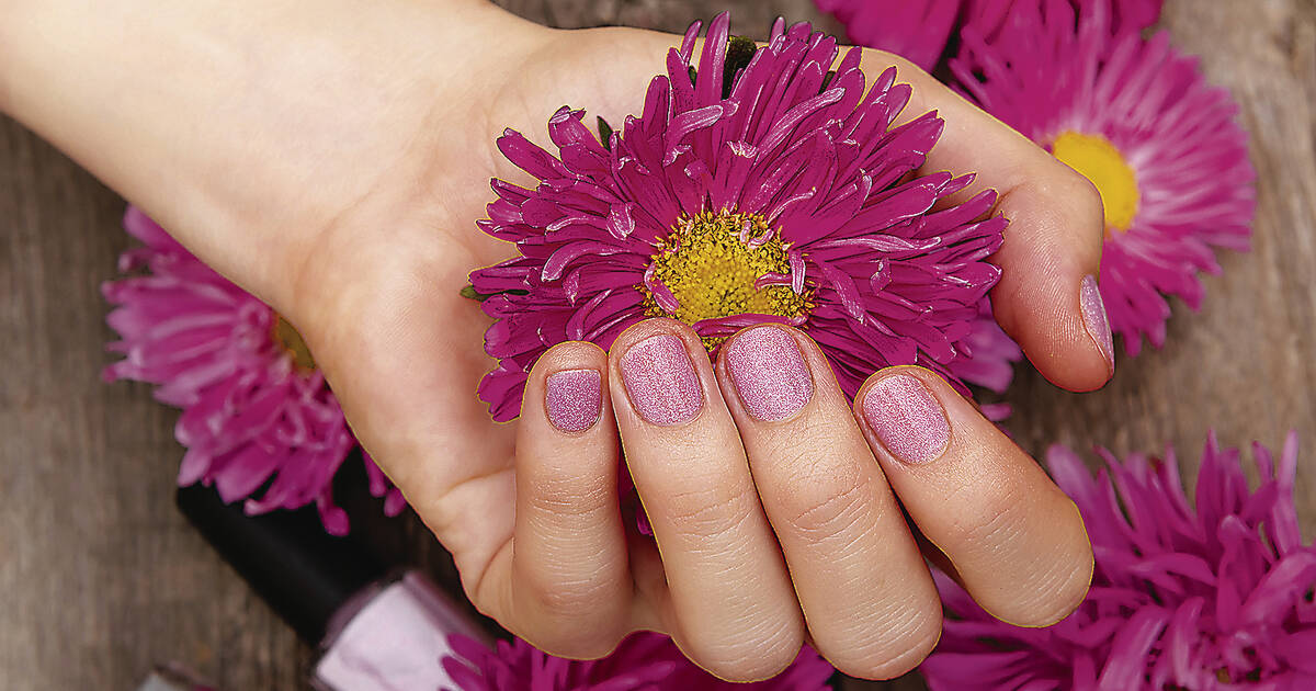 Tipps Fur Die Sommer Manikure Rosa Nagellack Ist Angesagt Verbraucher Rnz