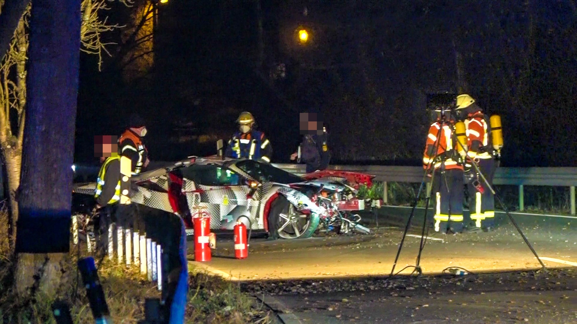 unfall eines ferrari erlkonigs die fotogalerie fotos rnz