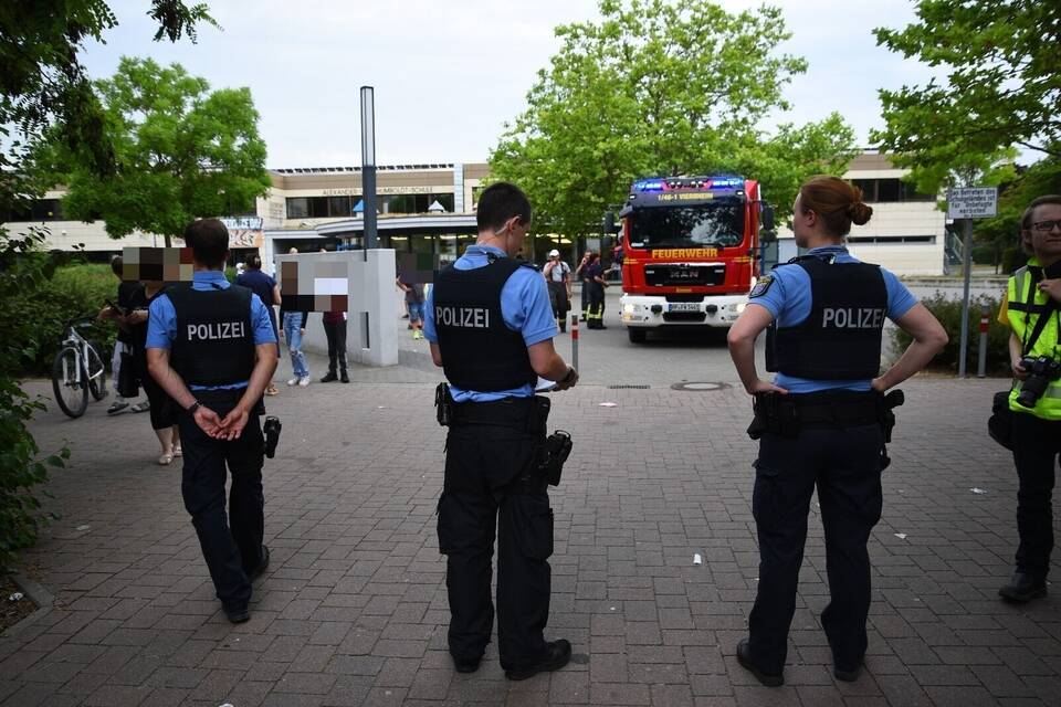 Großeinsatz An Viernheimer Schule: 60 Schüler Durch Reizgas-Vorfall ...