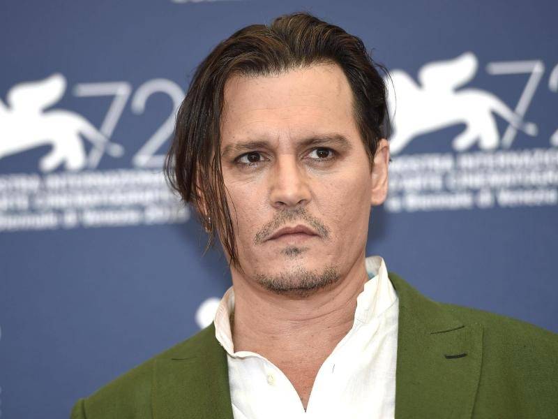 Fahrig: Johnny Depp beim Filmfest Venedig - Rhein-Neckar ...