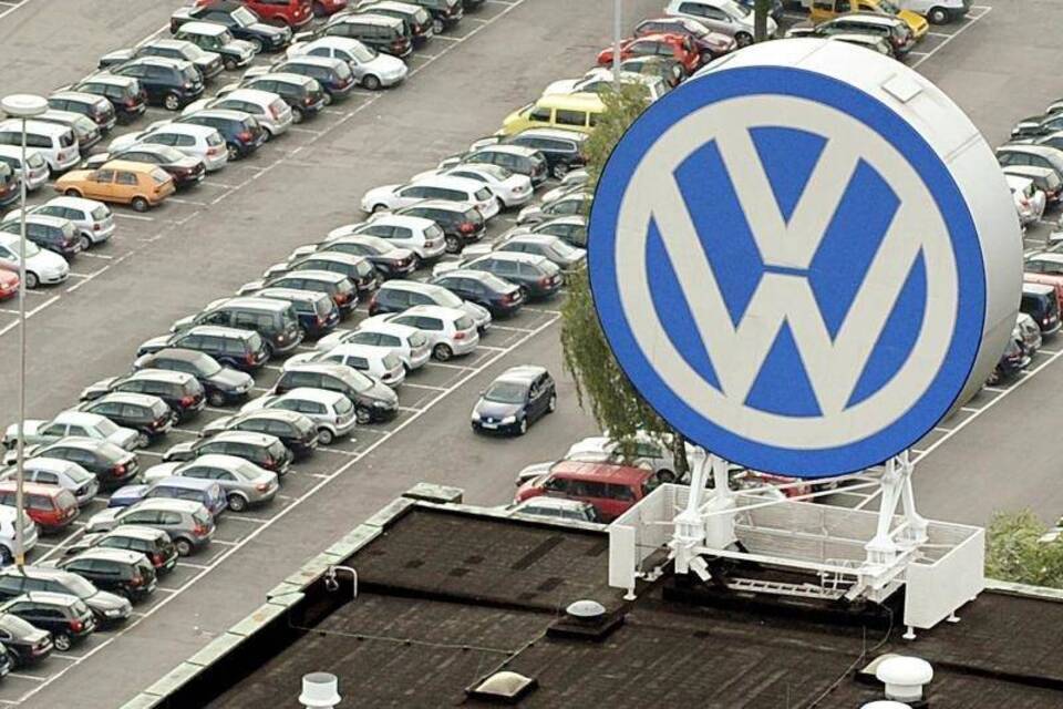 Abgas-Krise Trifft VW-Gewinn: Winterkorn Will Weitermachen - Startseite ...