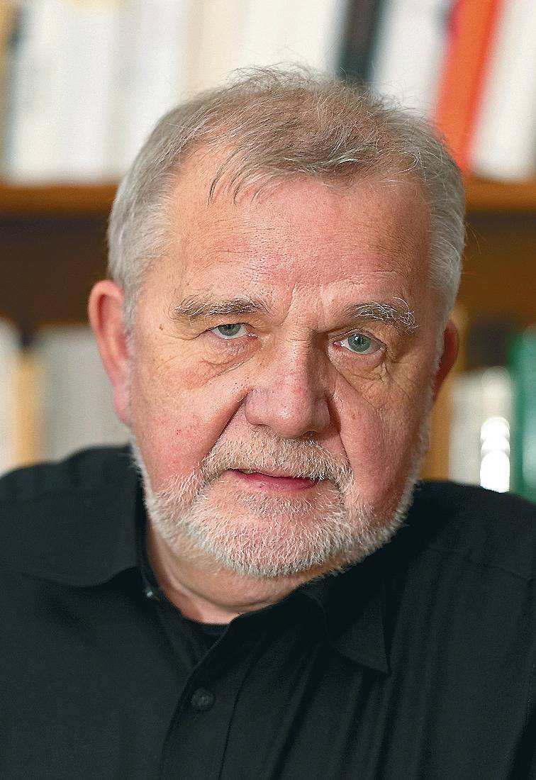 Martin Heidegger by Rüdiger Safranski