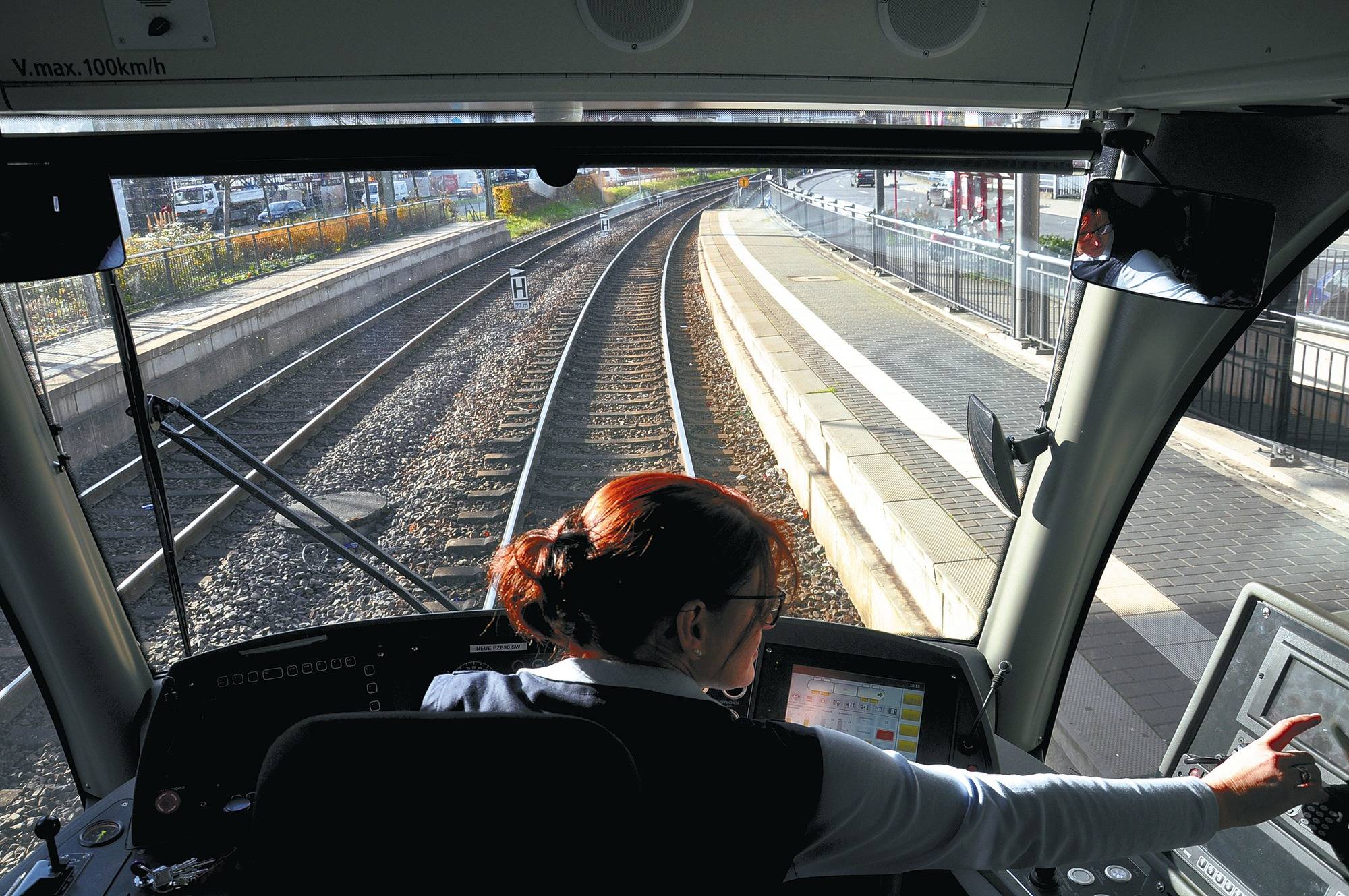 Ein Jahr Stadtbahn Nord Keine Geschenke Zum Geburtstag Mosbach Rnz