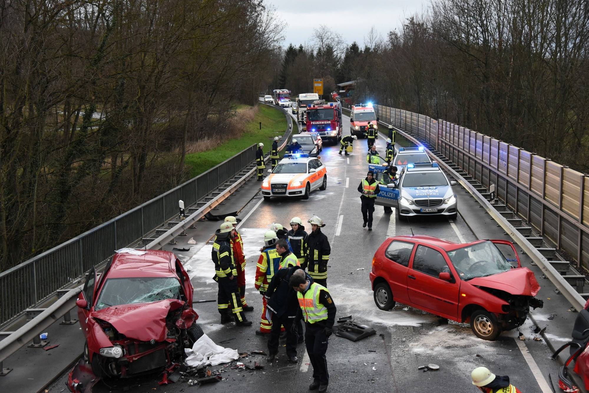 Rauenberg: Frontalzusammenstoß Auf Der B 39 (aktualisiert ...