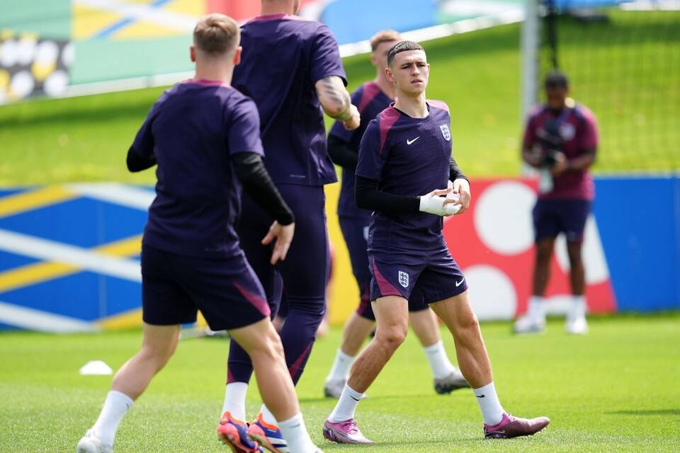 Euro 2024: Training England