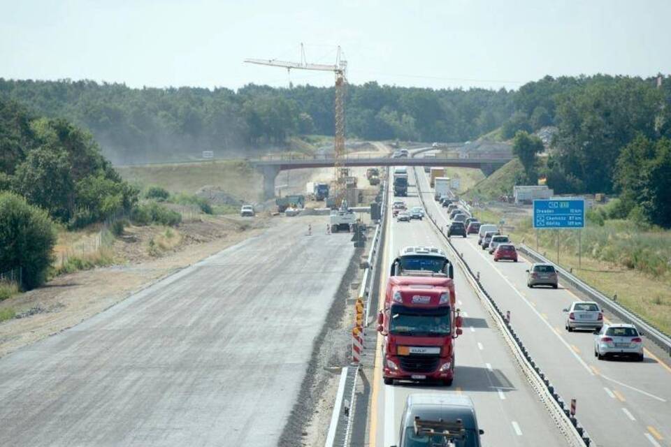 Mehr Als 500 Autobahn-Baustellen In Den Sommerferien - Panorama - Rhein ...