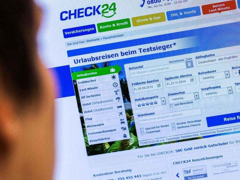 Portal verdient an Provisionen: Check24 muss Versicherungskunden besser