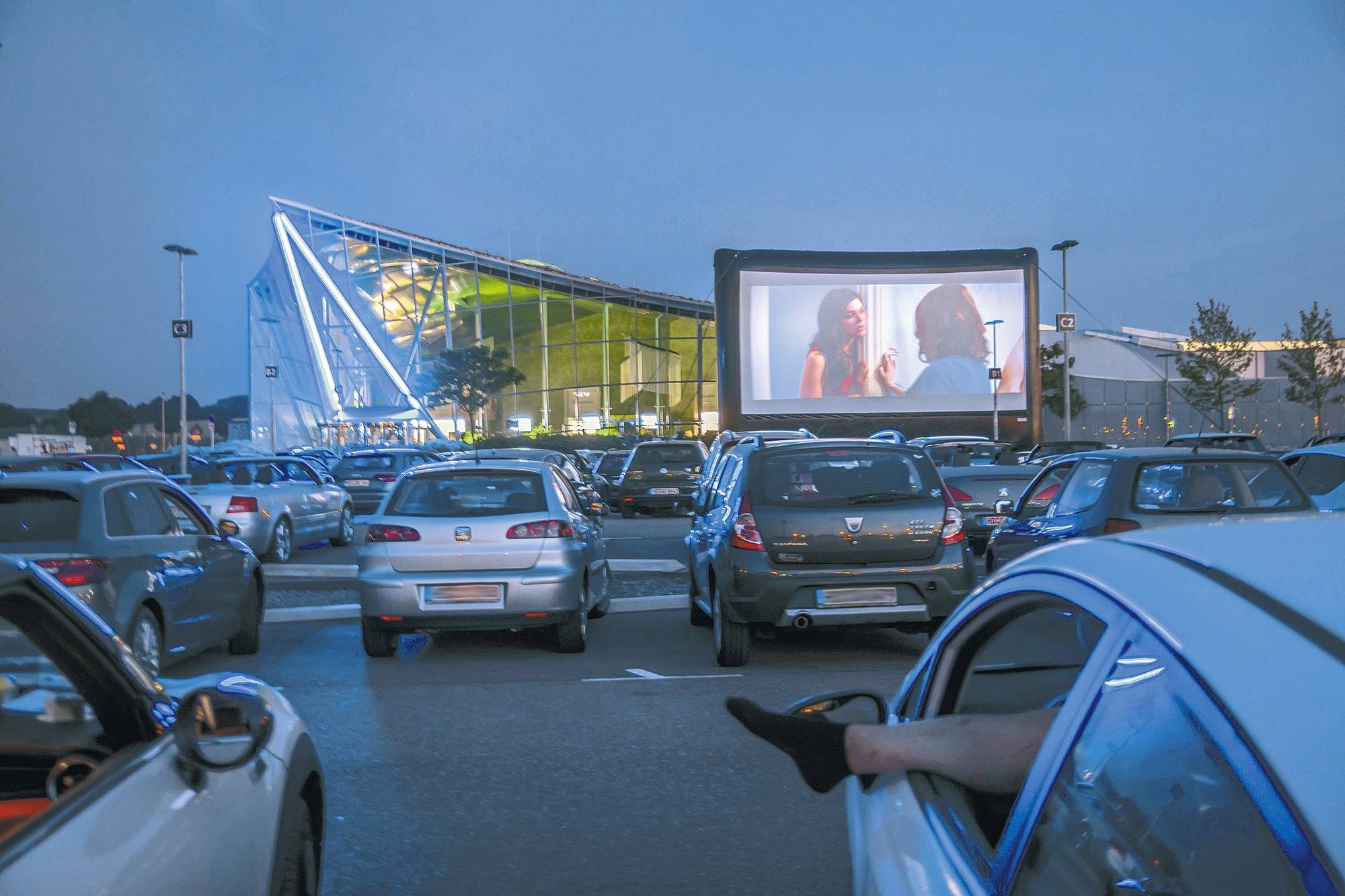 Autokino in Sinsheim "Happy End" vorm "Paradies