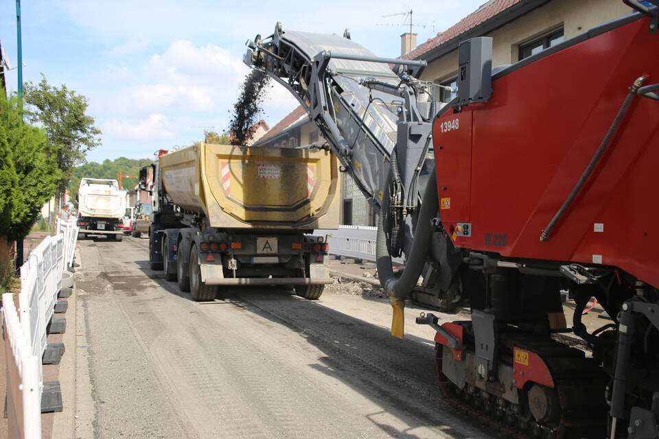 Östringen: Fahrbahnsanierung In Vollem Gange - Wiesloch - Nachrichten ...