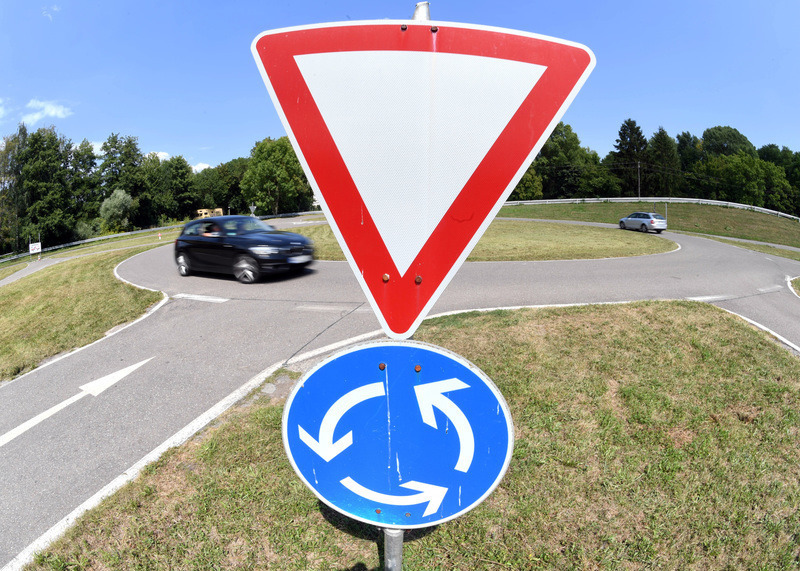 Der Verkehrsubungsplatz Revier Der Fahranfanger Kuppeln Parken Fluchen Auf Dem Ubungsplatz Mobilitat Rnz