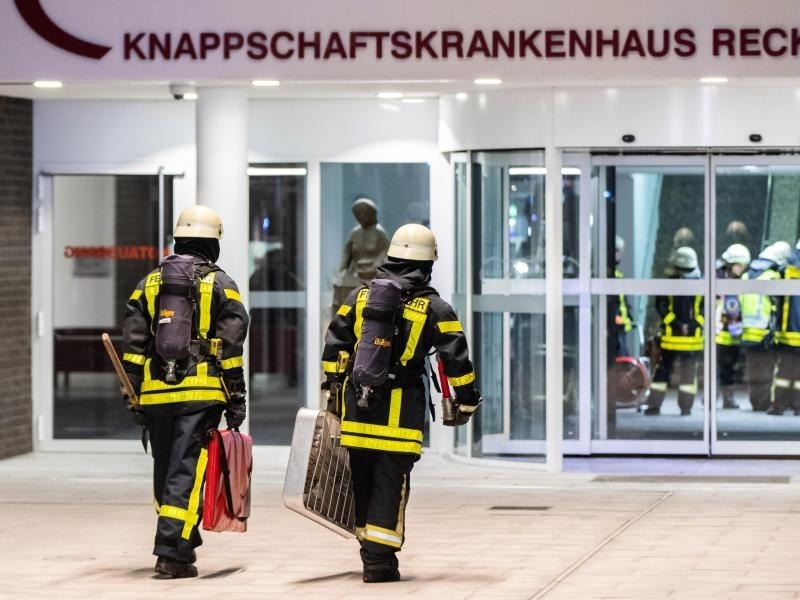 Feuer im fünften Stock Etliche Verletzte bei Brand in Recklinghausener
