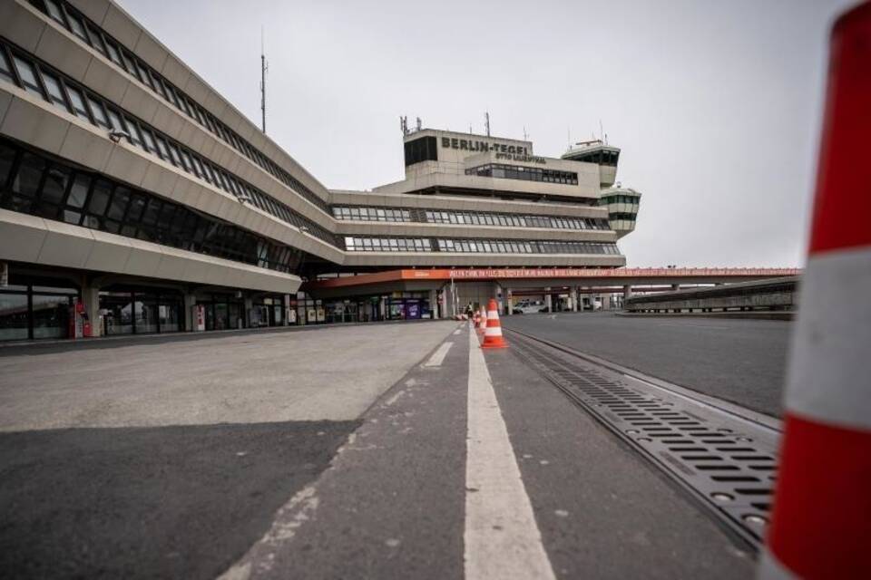 Coronavirus - Flughafen Tegel